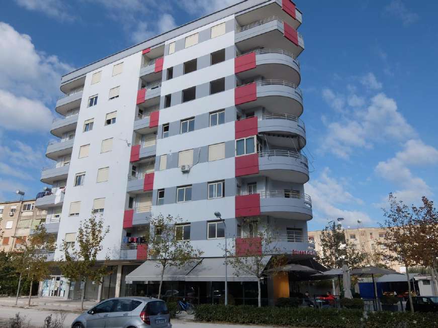 Apartament “ me sip 116 m2 e ndodhur në Rr ”24 Maji “, në Vlorë (ankandi i pare)